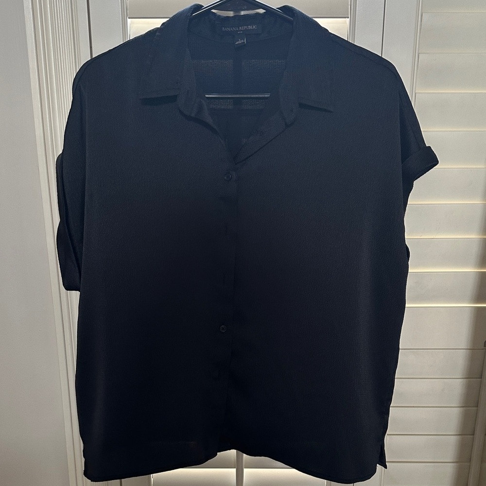 Banana Republic Black Casual Button Down Shirt